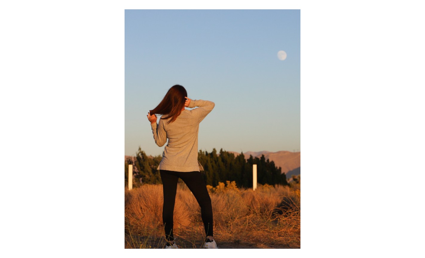 Gray clouds- Crewneck long sleeve