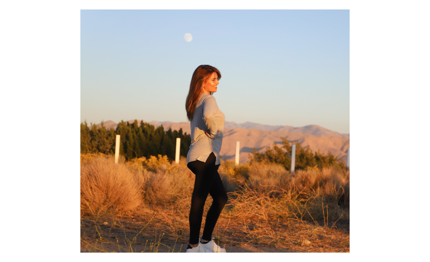 Gray clouds- Crewneck long sleeve